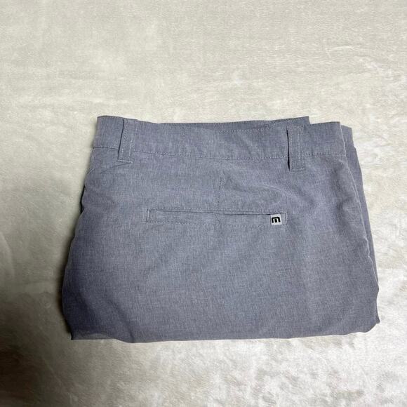 Travis Mathew Performance Golf Shorts Men's 36 Gray Lightweight Wicking Chino - Picture 8 of 8